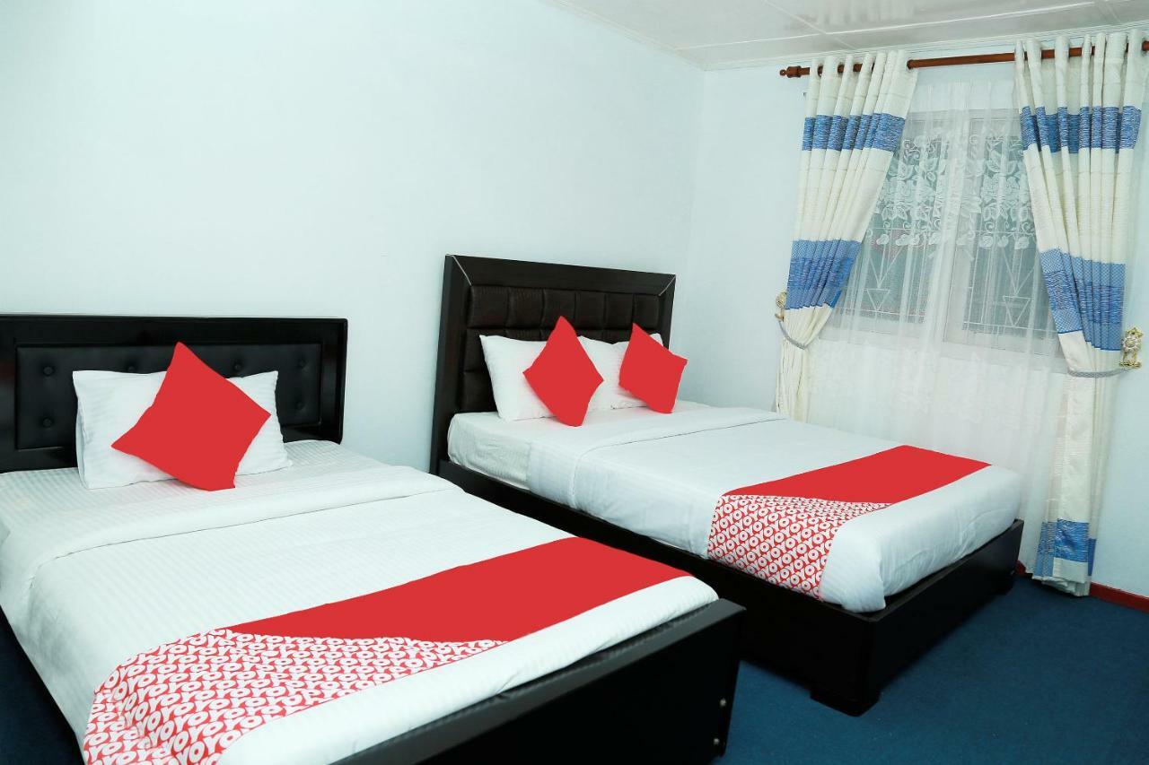 Oyo 238 Selva'S Guest House Nuwara Eliya Buitenkant foto